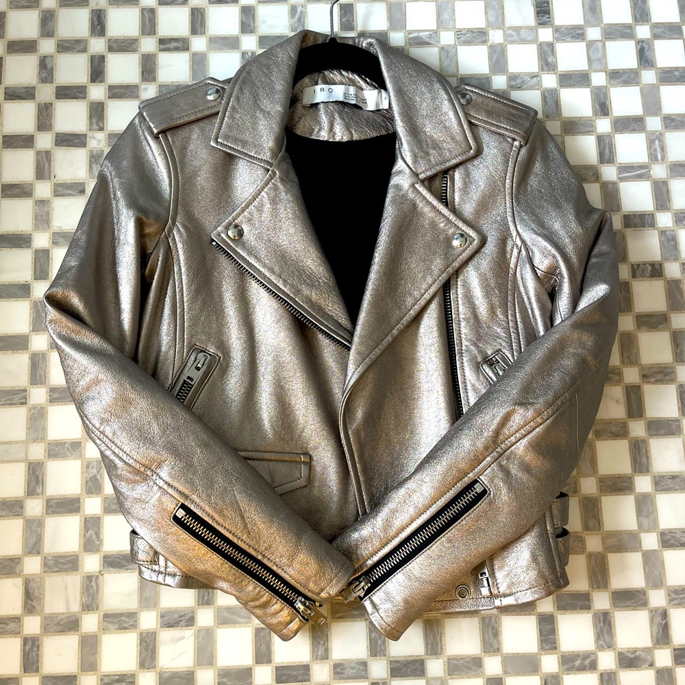 Gorgeous beyond IRO motto leather jacket in a classy metallic bronze.